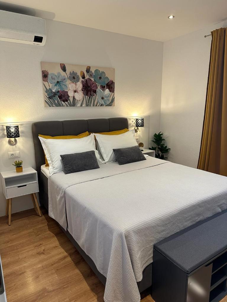 Apartmani Vice Brela Bagian luar foto