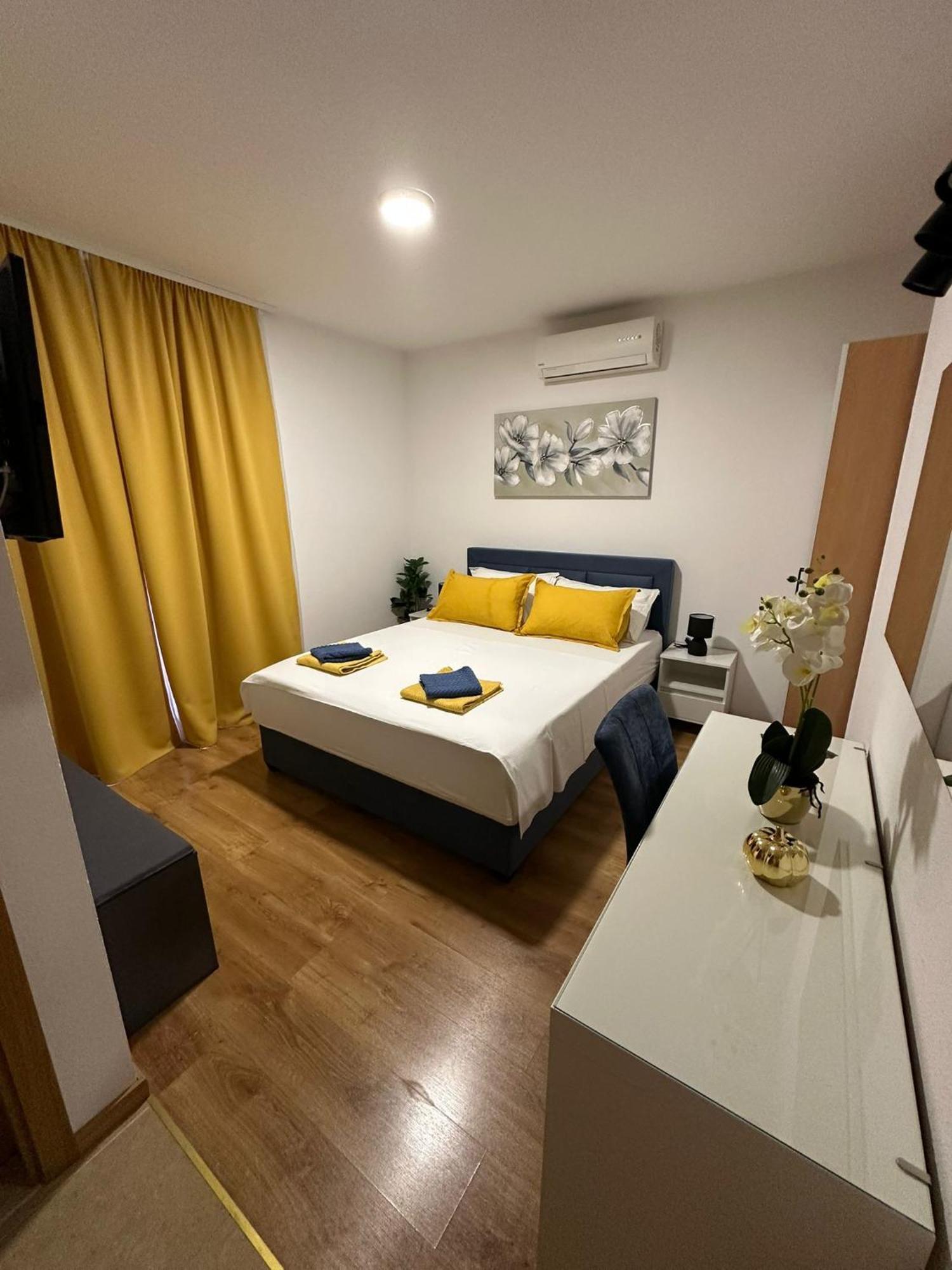 Apartmani Vice Brela Bagian luar foto